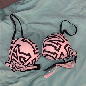 PINK Super Push Up Bra 34B